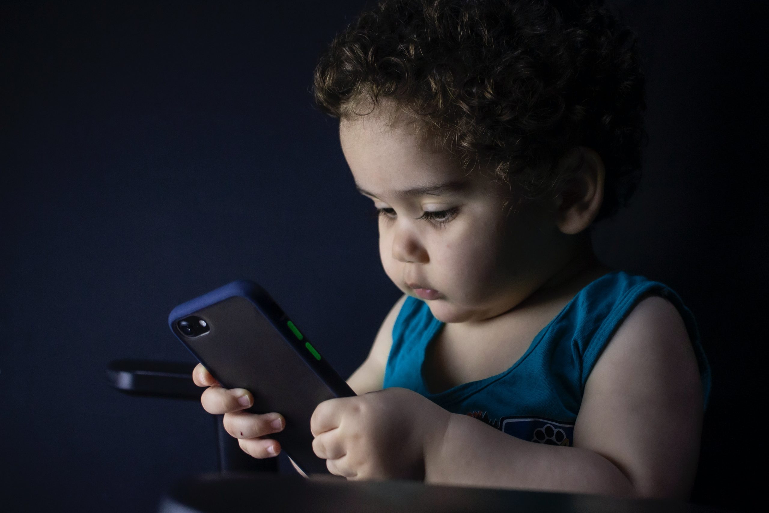 Mobile ID & Child Protection: Staying Compliant While Maximizing 